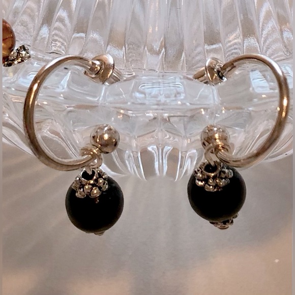 Pierced Hoop Earrings w/8 sets of Colorful Beads - Picture 3 of 7